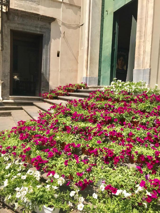 Arianiello Suite A Due Passi Dal Cristo Velato เนเปิลส์ ภายนอก รูปภาพ