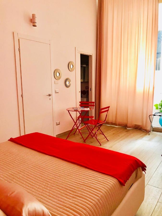 Arianiello Suite A Due Passi Dal Cristo Velato เนเปิลส์ ภายนอก รูปภาพ